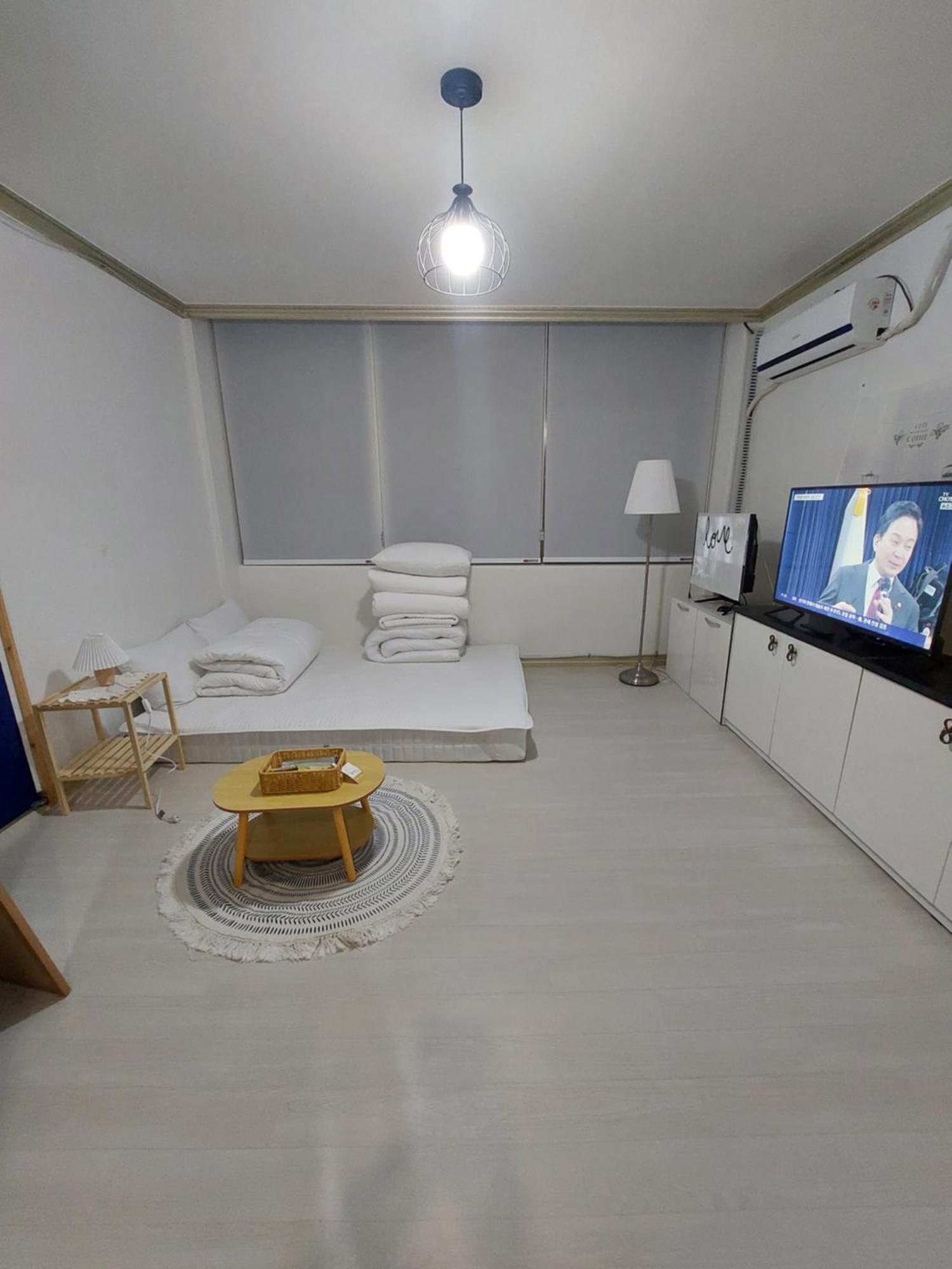 Blau Guesthouse Gyeongju Exterior photo